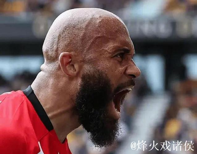 曼联谈判没有新进展,姆贝乌莫已经返回布伦特福德参加训练 曼联谈判没有新进展,姆贝乌莫已经返回布伦特福德参加训练